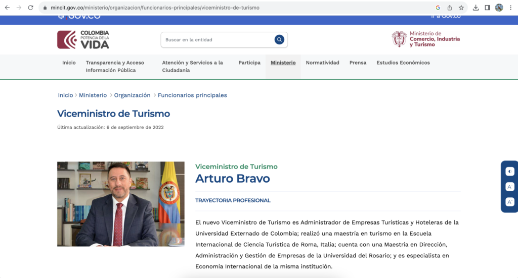 El perfíl de Arturo Bravo en el portal del Ministerio de Industria, Comercio y Turismo antes de que lo editaran