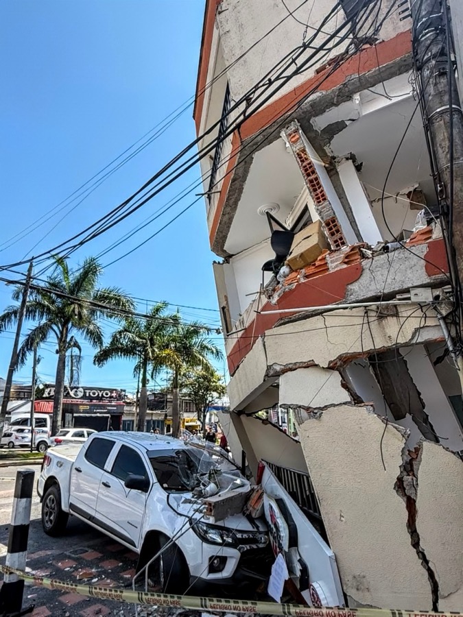 Edificio de apartamentos al norte de Pereira